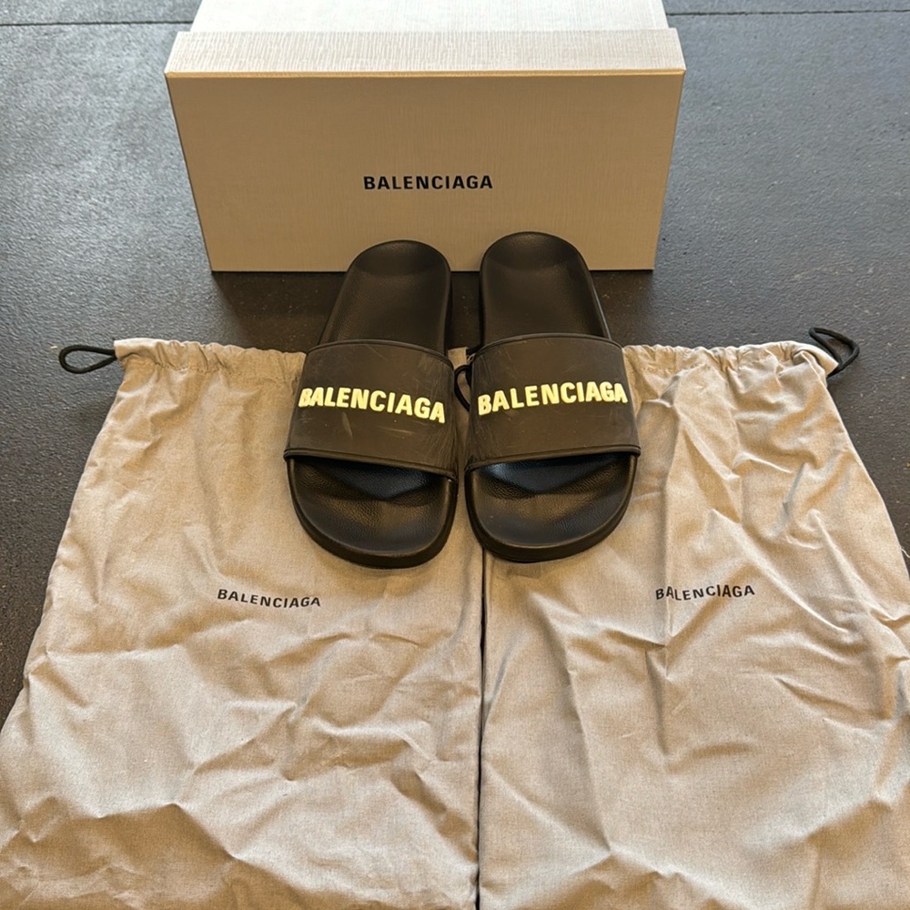 Balenciaga Slides Size 7
